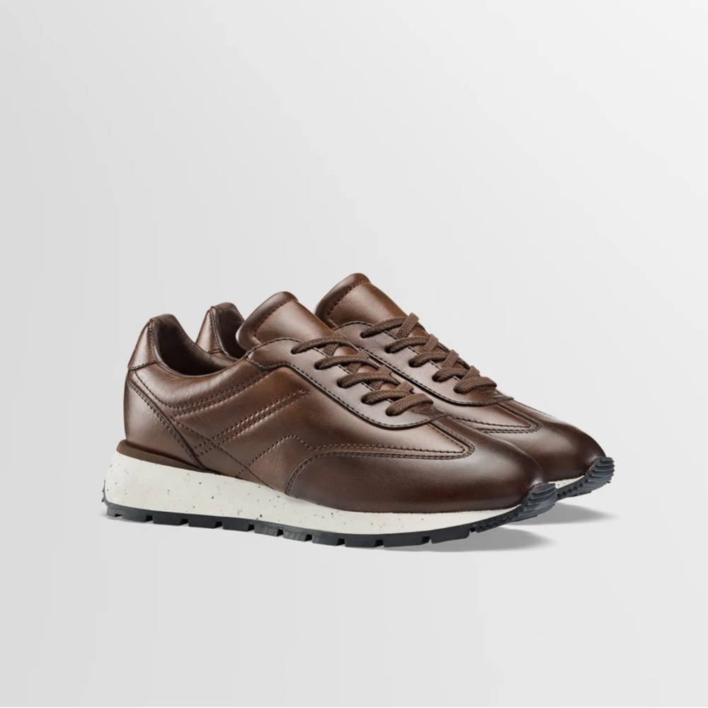 KOIO men’s retro runner